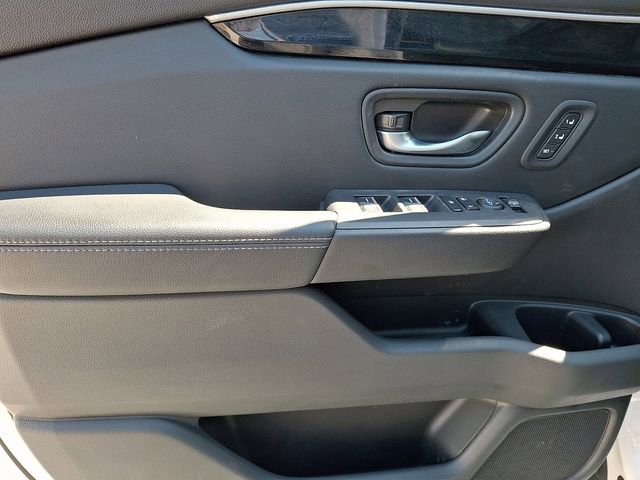Used 2024 Honda Pilot Touring image 16