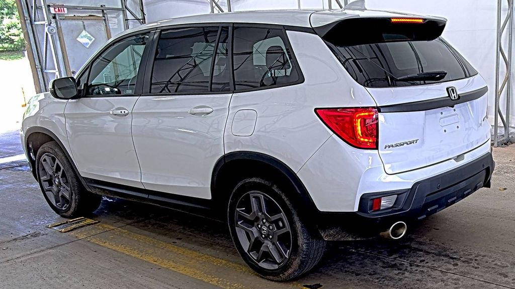 Used 2023 Honda Passport EX-L image 5