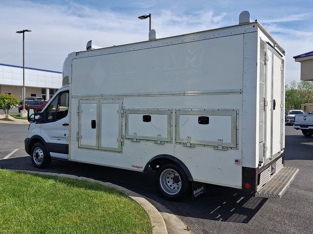 Used 2023 Ford Transit 350 DRW RWD image 4