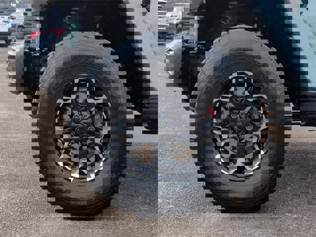 Used 2023 Jeep Wrangler Unlimited Rubicon w/ Cold Weather Group image 14