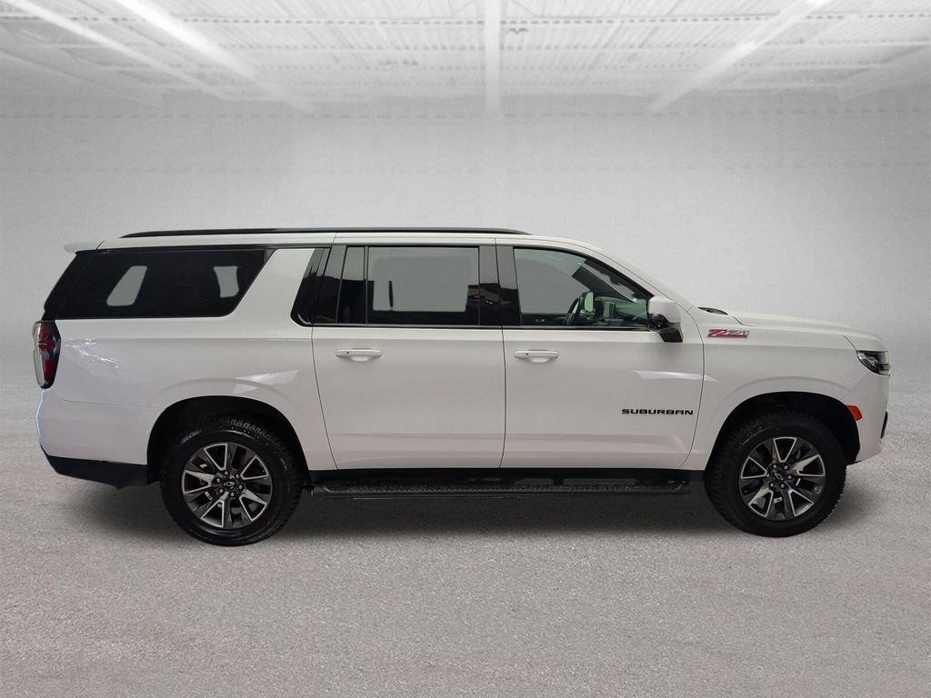 Used 2024 Chevrolet Suburban Z71 w/ Luxury Package AWD/4WD image 6