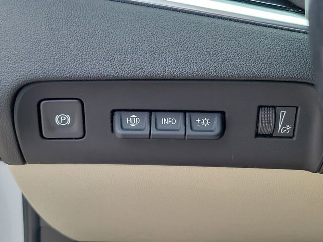 Certified 2023 Buick Enclave Avenir w/ Avenir Technology Package image 20