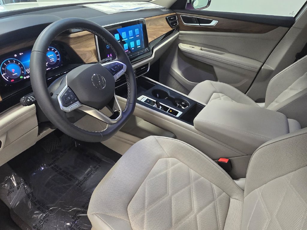 Used 2024 Volkswagen Atlas SE FWD image 20