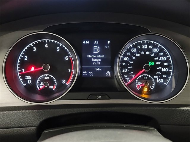 Used 2016 Volkswagen Golf S image 13