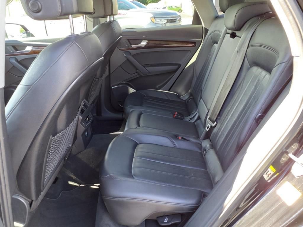 Used 2020 Audi Q5 2.0T Premium image 15