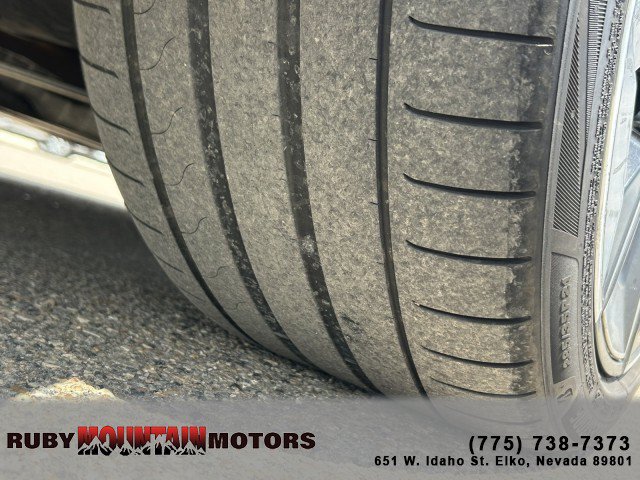 Used 2025 BMW 750e xDrive w/ Premium Package AWD/4WD image 31