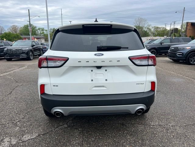 Certified 2022 Ford Escape SE w/ Convenience Package AWD/4WD image 5
