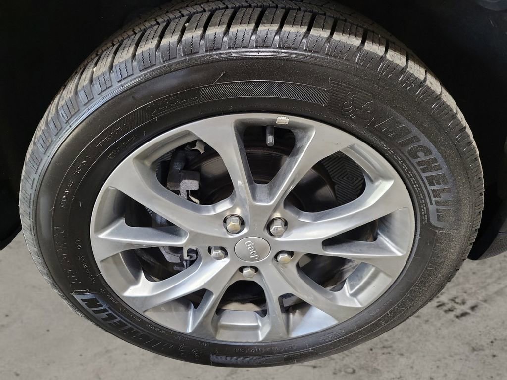 Used 2020 Jeep Grand Cherokee Summit w/ Platinum Series Group image 11