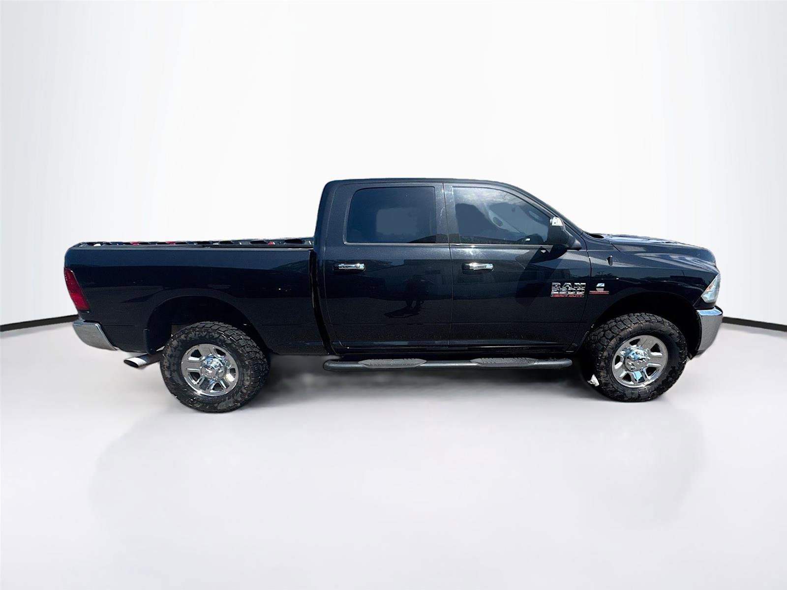 Used 2017 RAM 2500 SLT image 6