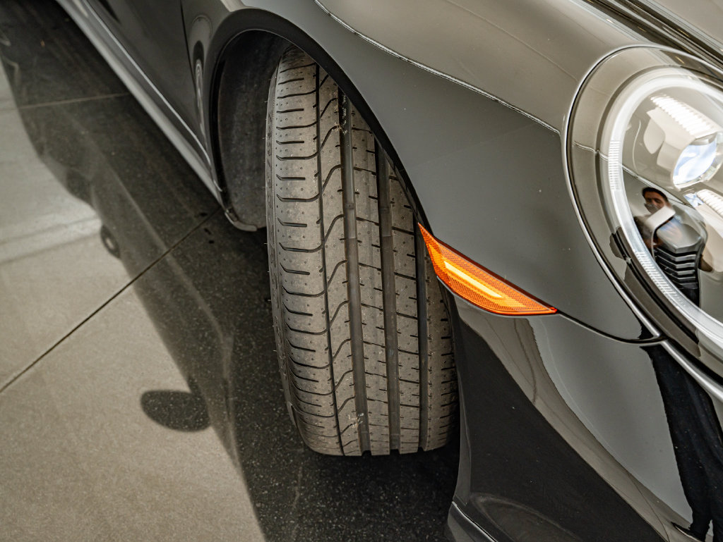 Certified 2017 Porsche 911 Turbo AWD/4WD image 62