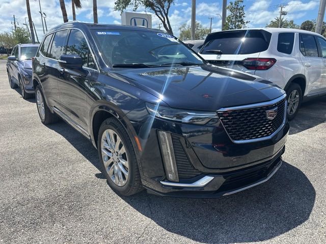 Used 2021 Cadillac XT6 Premium Luxury FWD image 1