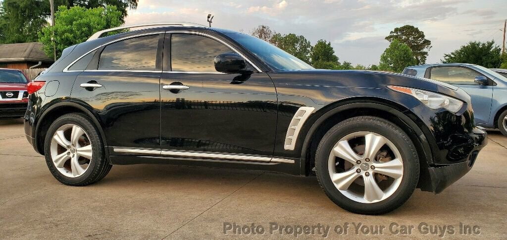 Used 2010 INFINITI FX35 AWD w/ Navigation Pkg image 9