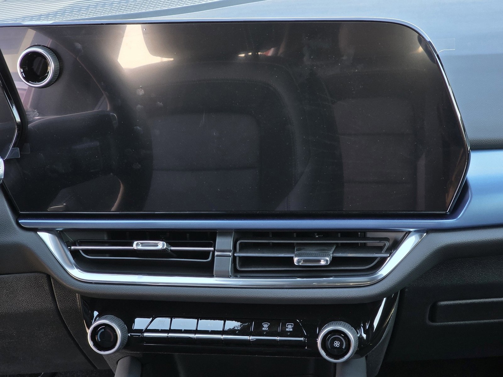 New 2026 Chevrolet Equinox EV LT w/ LPO, Blackout Package image 25