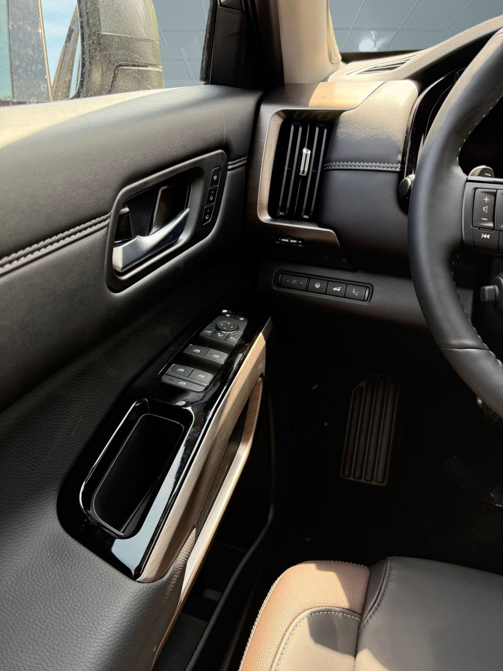 New 2025 Nissan Pathfinder Platinum image 25