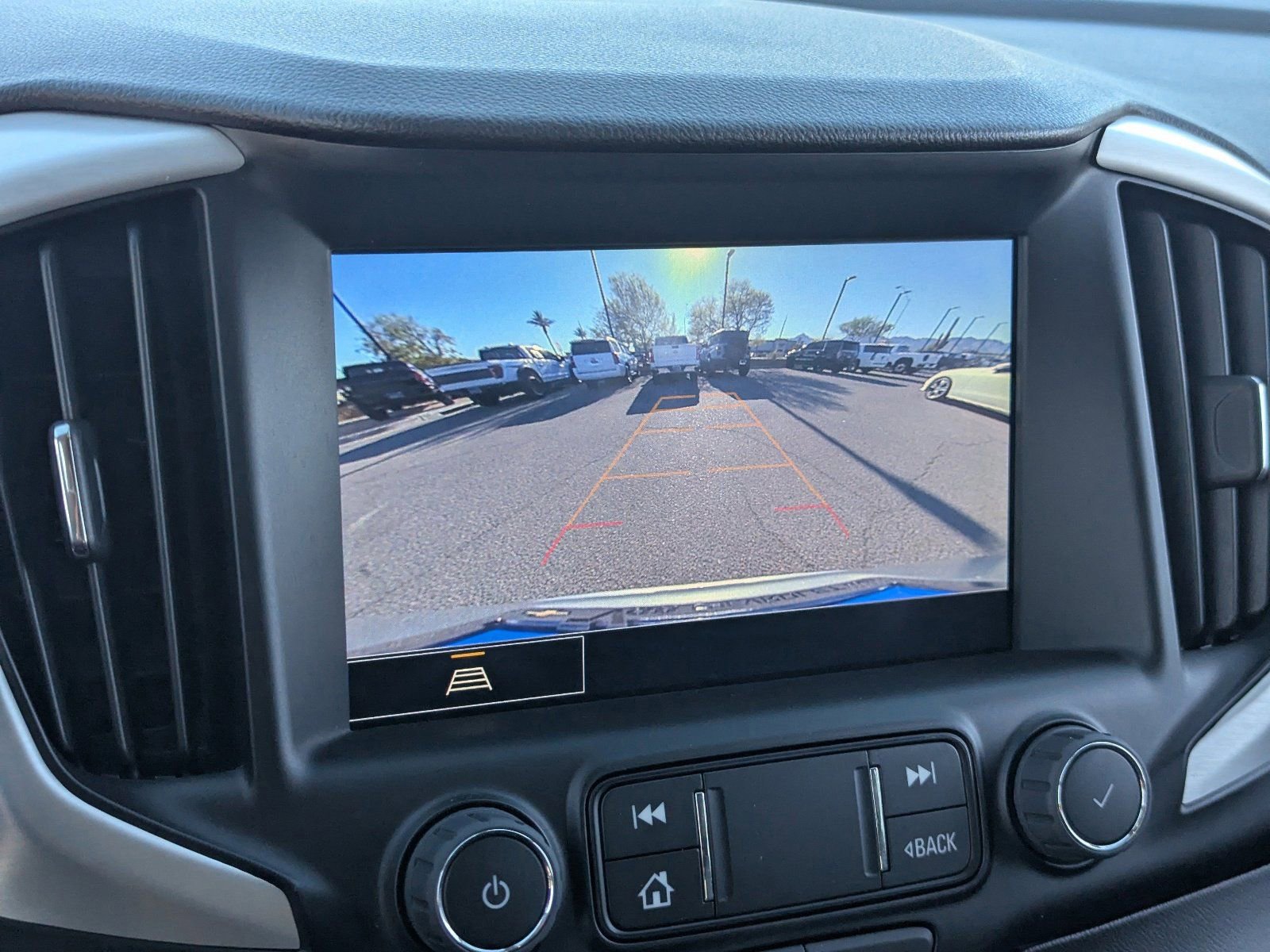 Used 2023 GMC Terrain SLT w/ Elevation Edition image 28