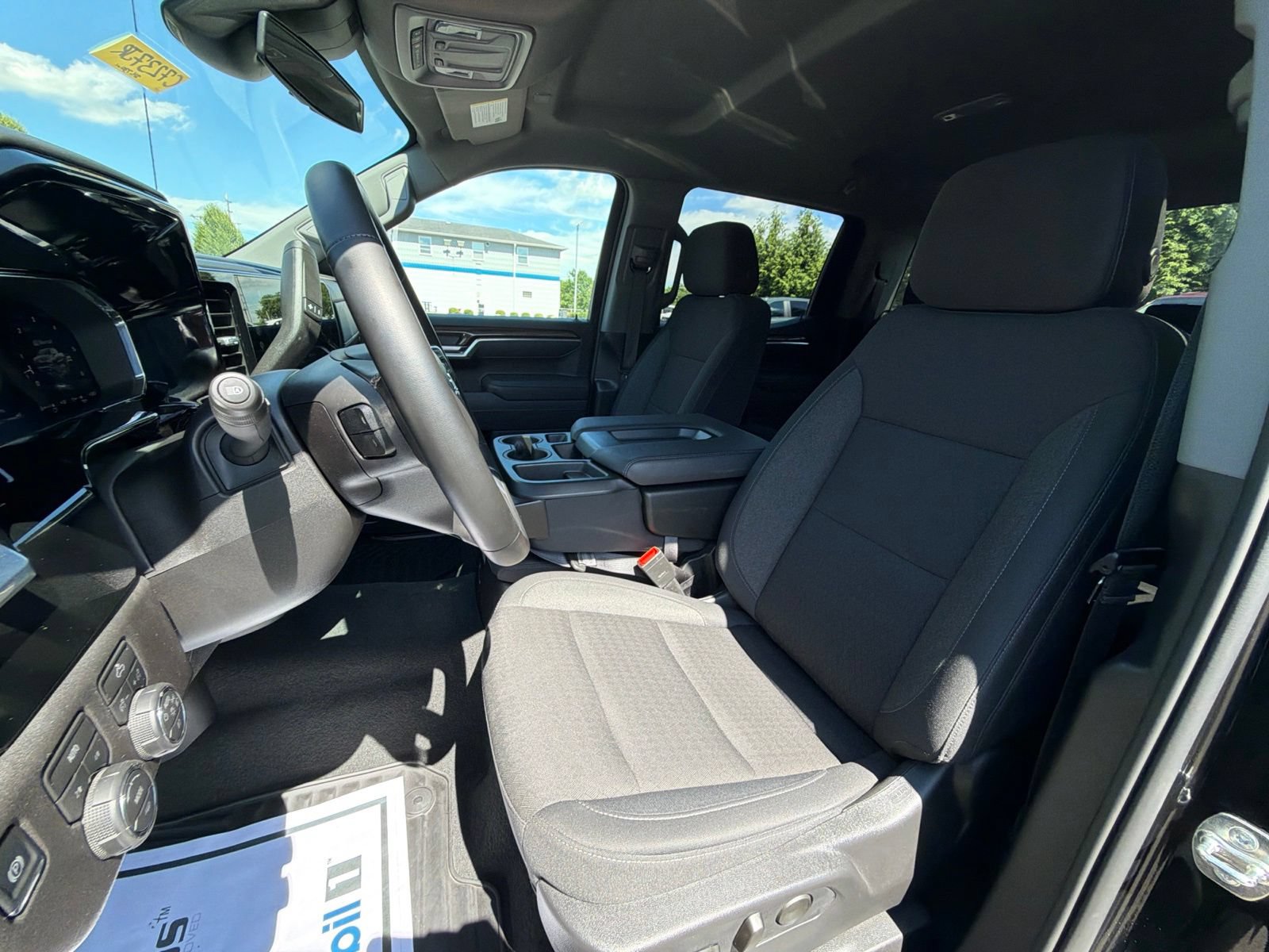 Certified 2026 Chevrolet Silverado 1500 RST AWD/4WD image 21