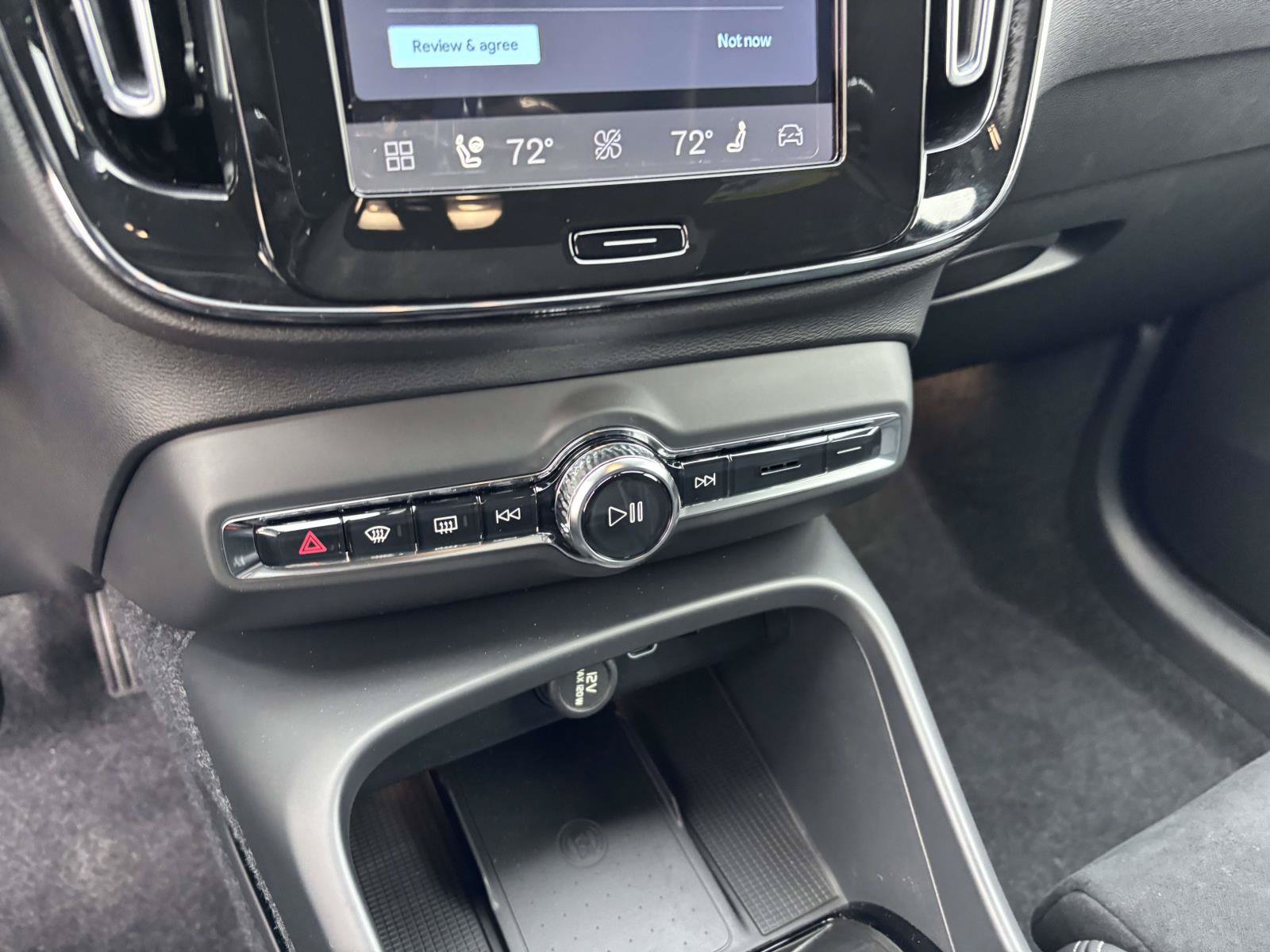 New 2026 Volvo XC40 B5 Ultra w/ Protection Package Premier AWD/4WD image 20