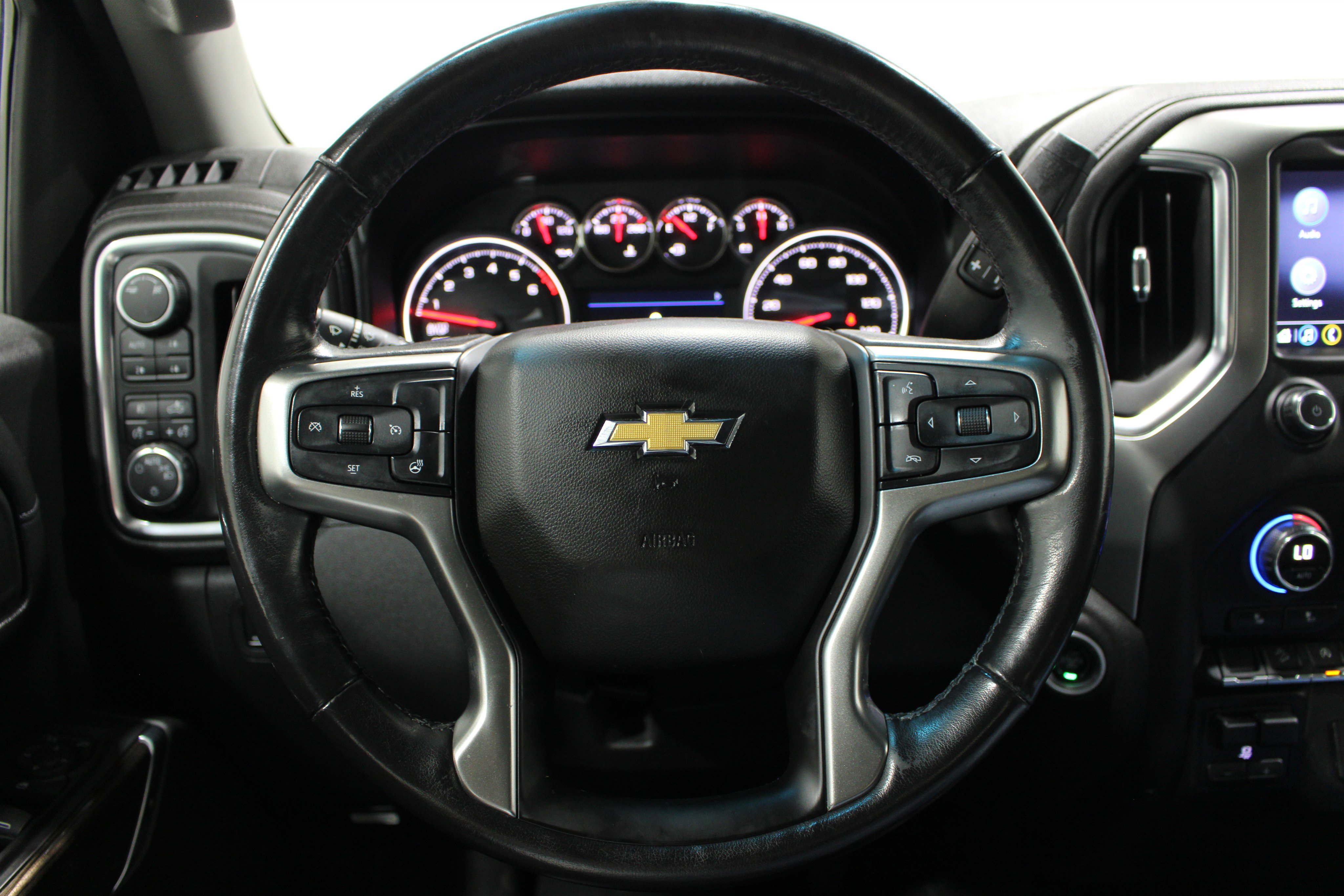 Used 2019 Chevrolet Silverado 1500 LT w/ All-Star Edition image 10