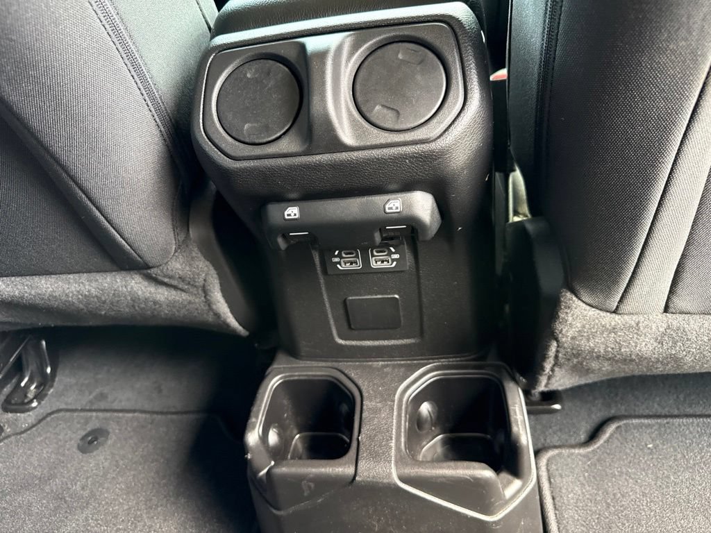 Used 2022 Jeep Gladiator Sport AWD/4WD image 15