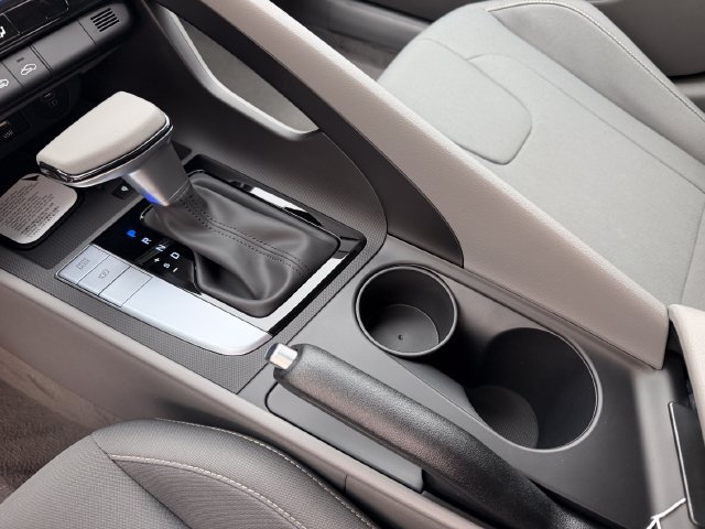 New 2026 Hyundai Elantra SEL Sport FWD image 26