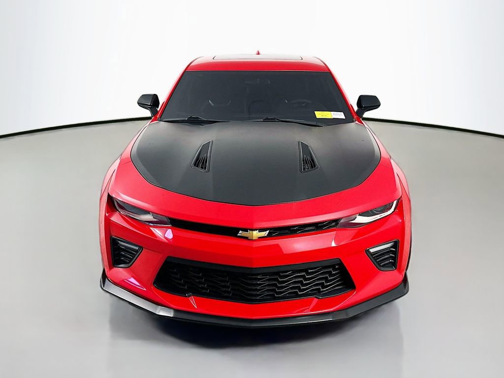 Used 2018 Chevrolet Camaro SS RWD video 2