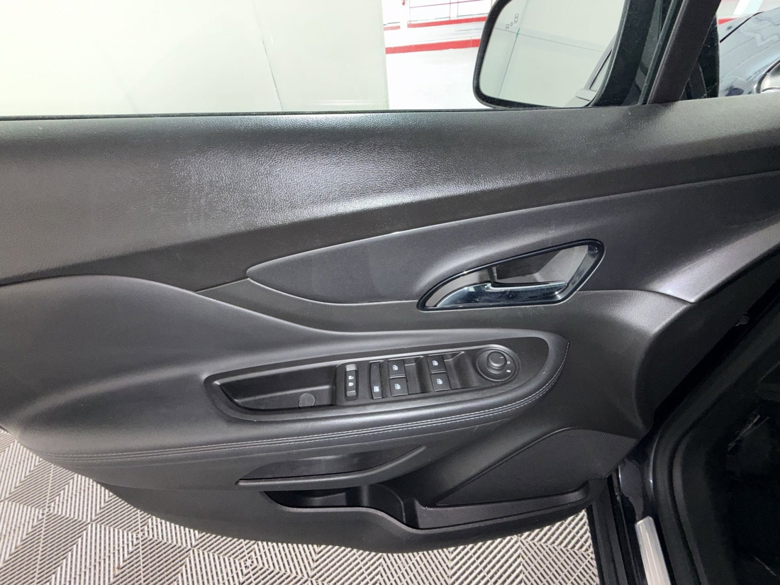 Used 2022 Buick Encore Preferred w/ Safety Package AWD/4WD image 15