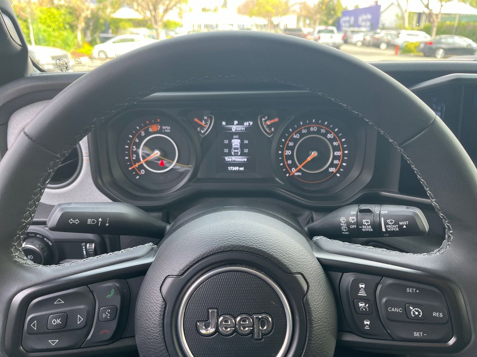 Used 2025 Jeep Wrangler Unlimited Sport AWD/4WD image 27