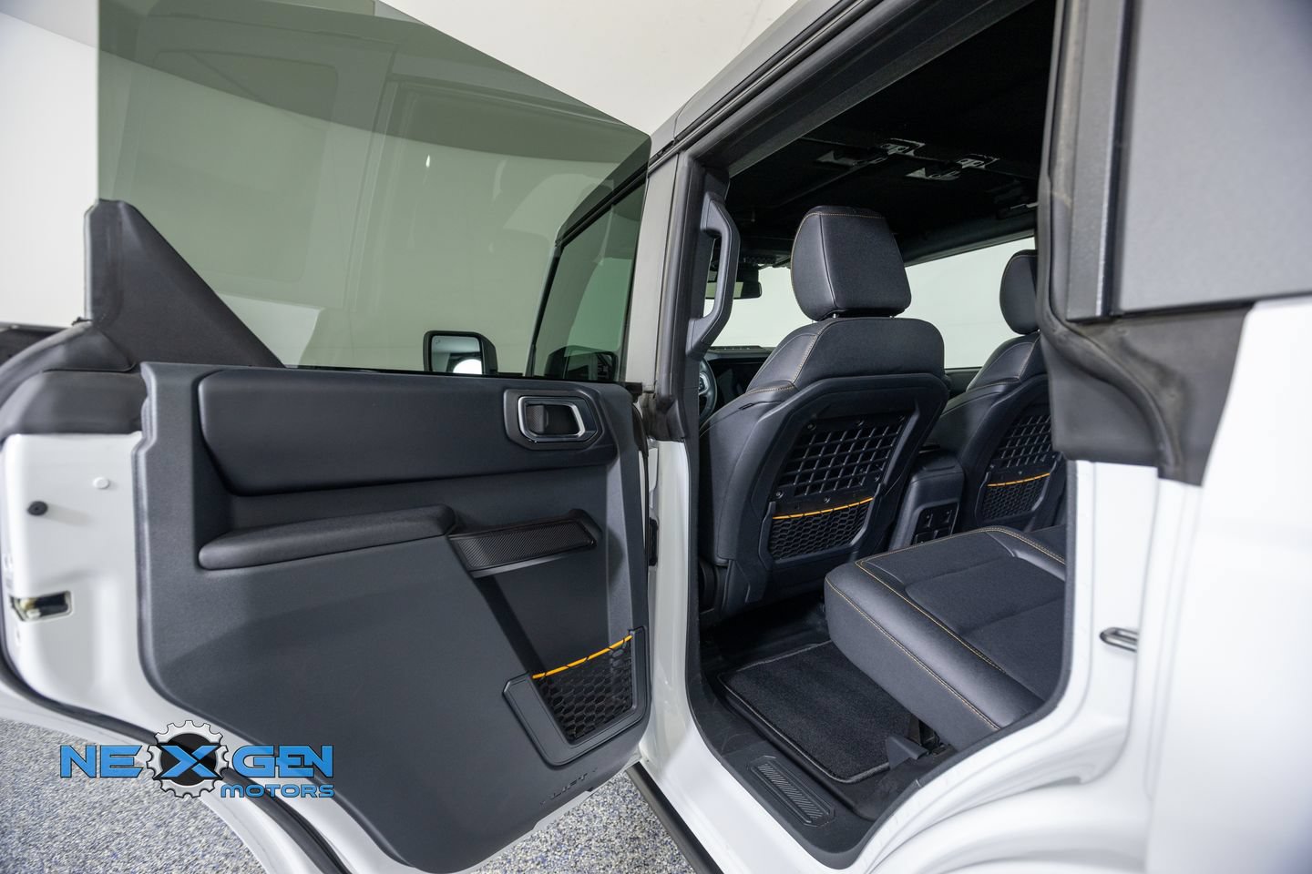 Used 2024 Ford Bronco Badlands AWD/4WD image 27