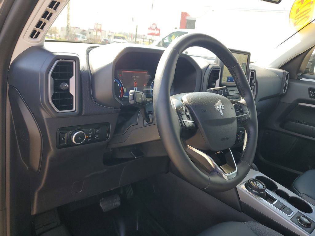 Certified 2024 Ford Bronco Sport Outer Banks w/ Tech Package image 17