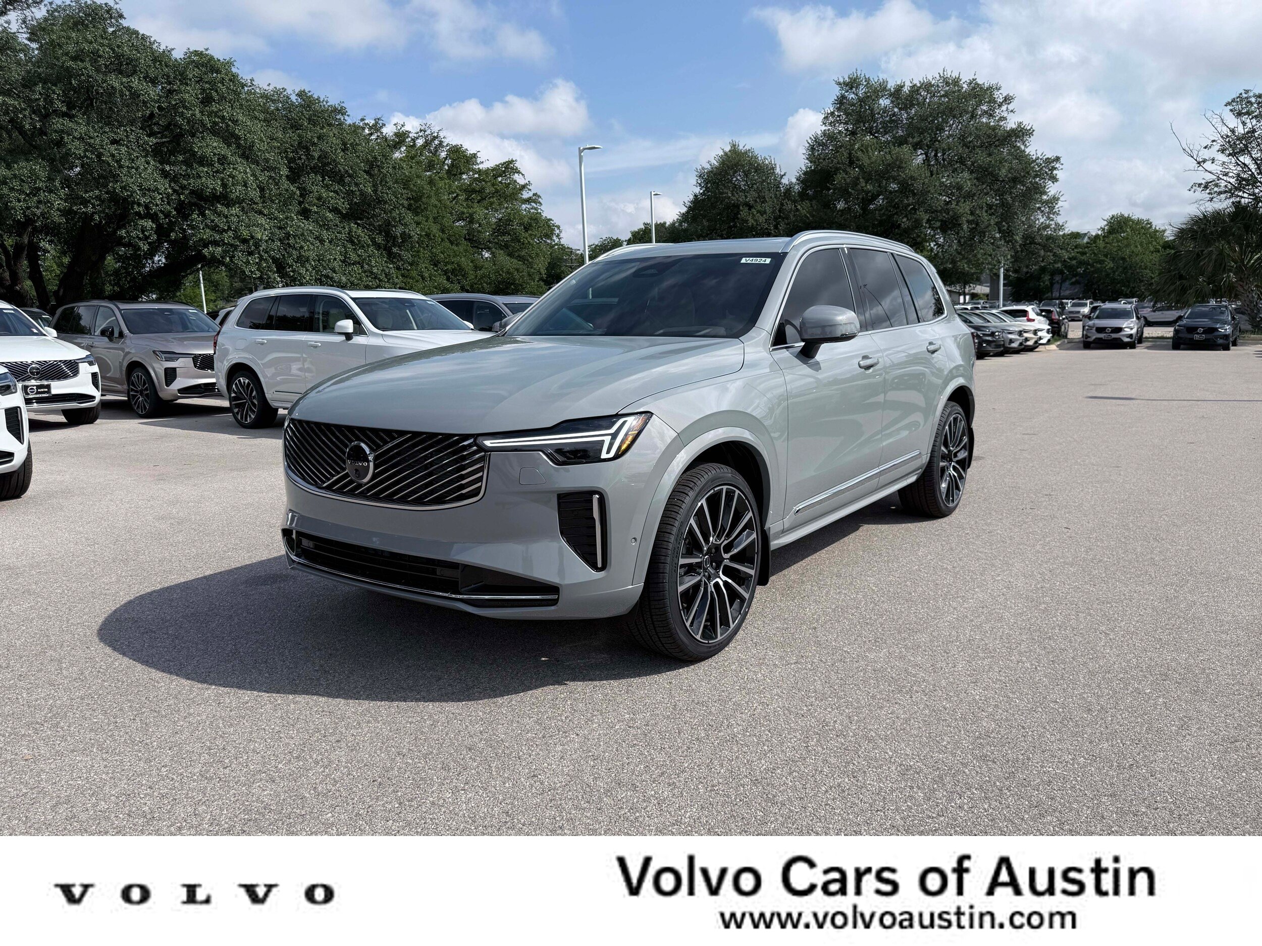 New 2026 Volvo XC90 B5 Ultra w/ Protection Package Premier AWD/4WD image 1
