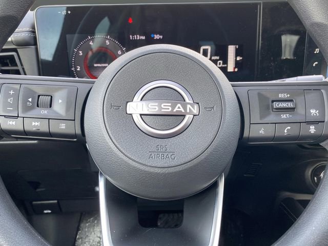 Used 2025 Nissan Kicks SV w/ SV Premium Package image 16