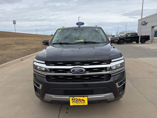 Used 2024 Ford Expedition Limited image 8