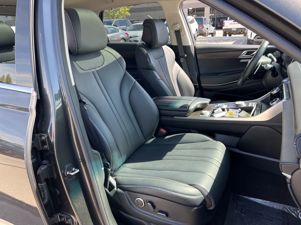 Used 2024 Genesis GV80 3.5T image 19