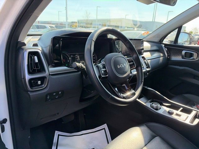 Certified 2023 Kia Sorento EX AWD/4WD image 10