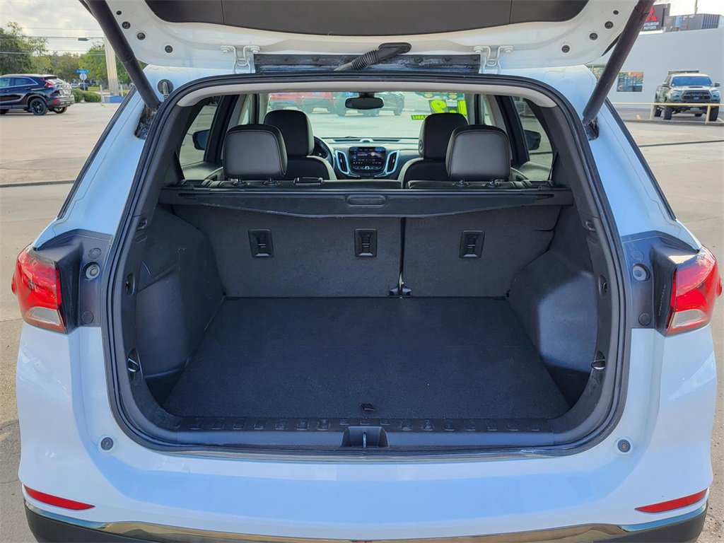 Used 2022 Chevrolet Equinox Premier image 12