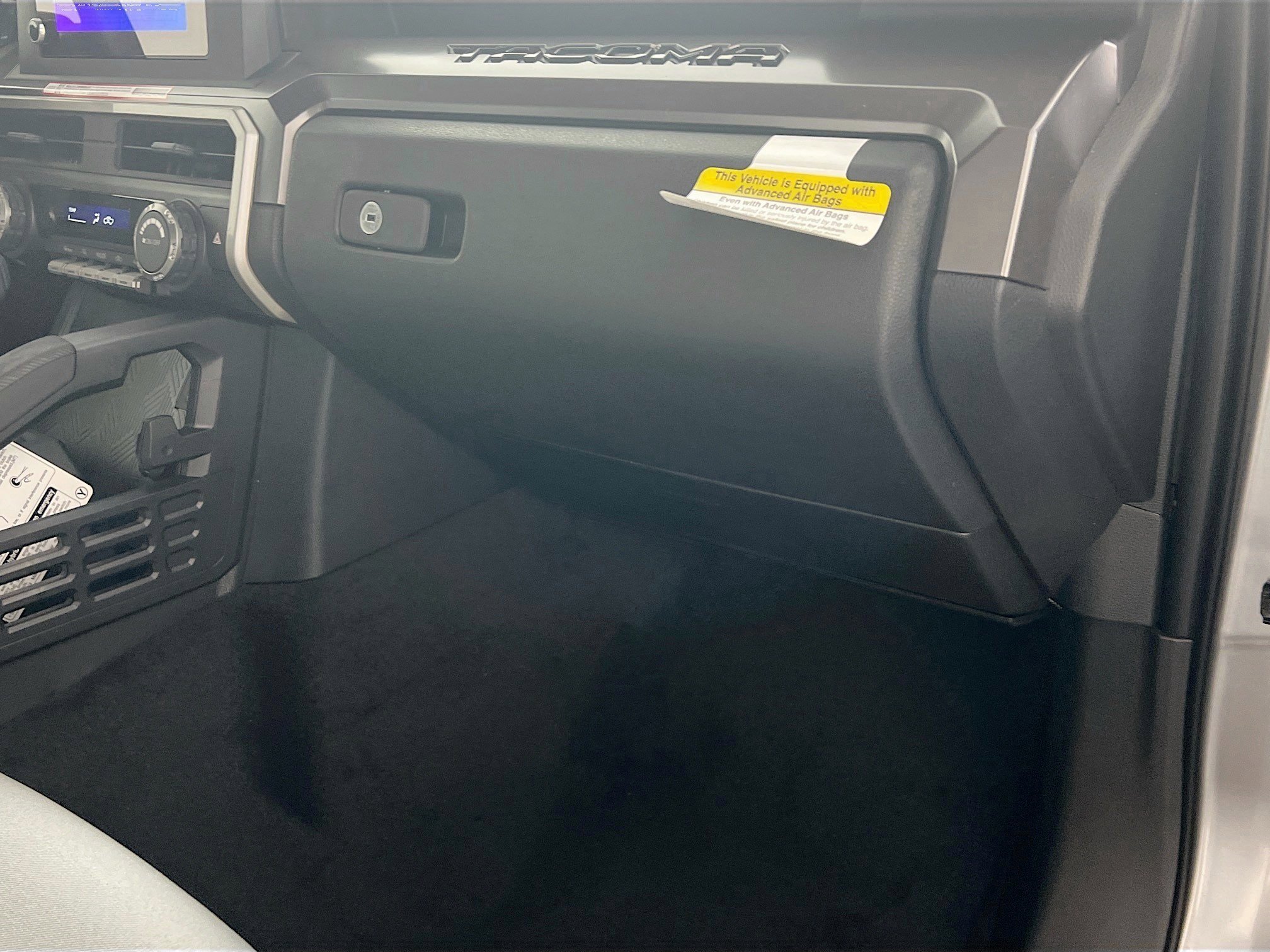 Used 2025 Toyota Tacoma SR5 RWD image 34