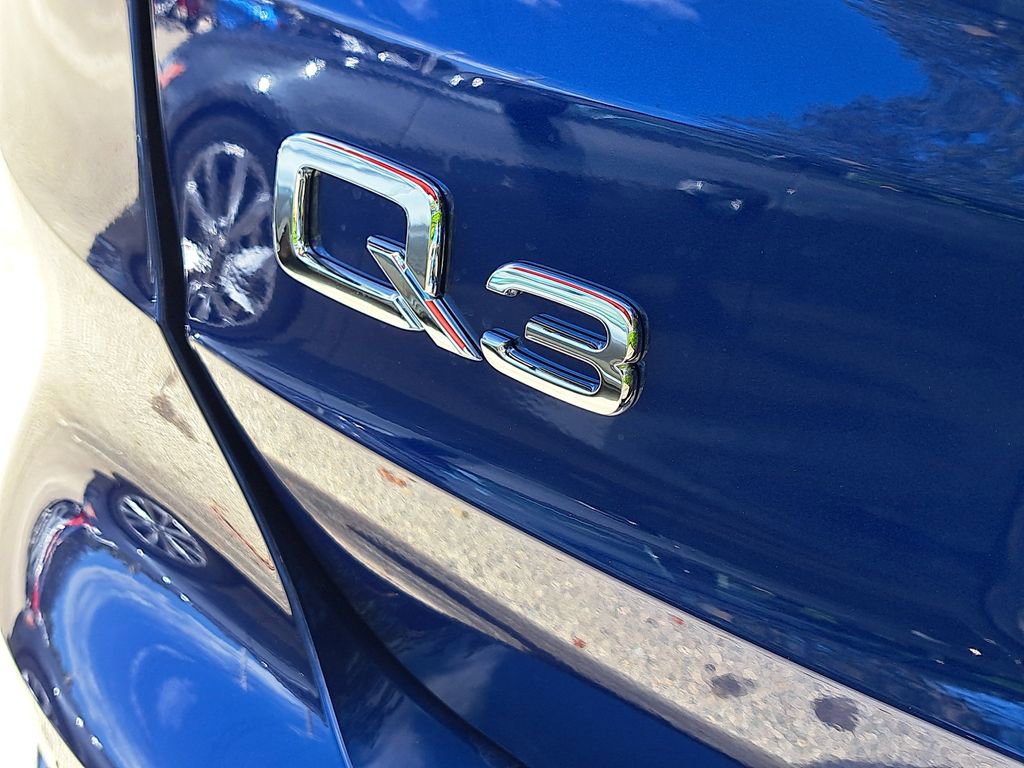 New 2025 Audi Q3 2.0T Premium image 6
