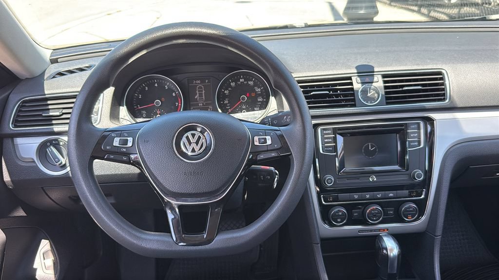Used 2017 Volkswagen Passat 1.8T S FWD image 29