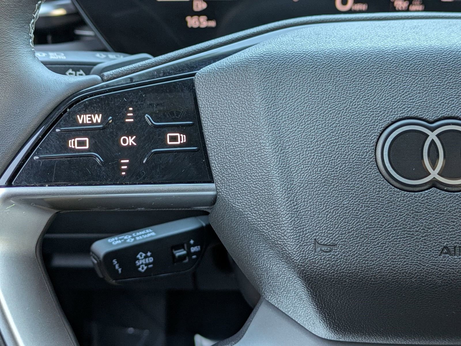 Used 2025 Audi Q5 Premium w/ Convenience Package image 10