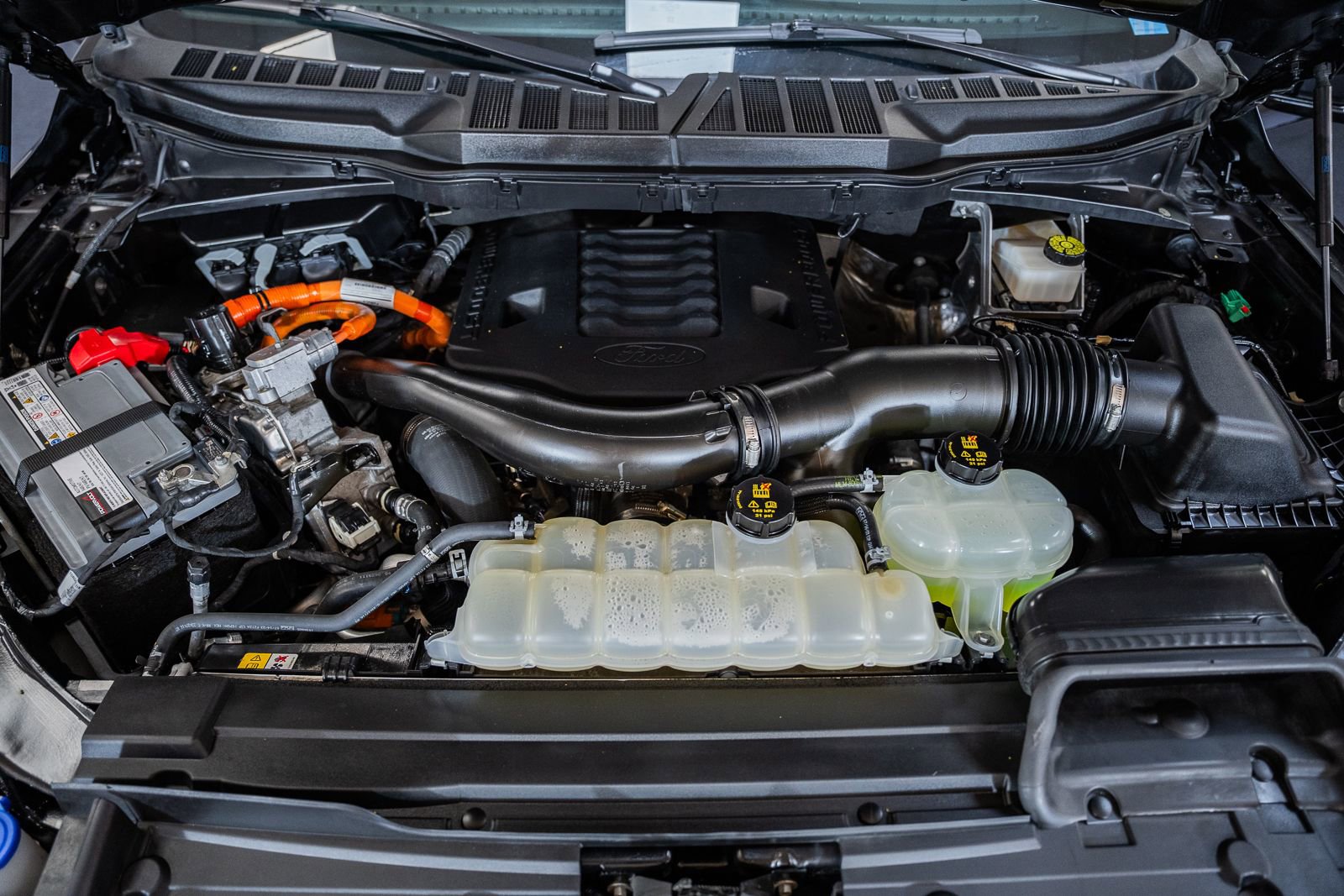 Certified 2023 Ford F150 Lariat w/ Equipment Group 502A High image 26