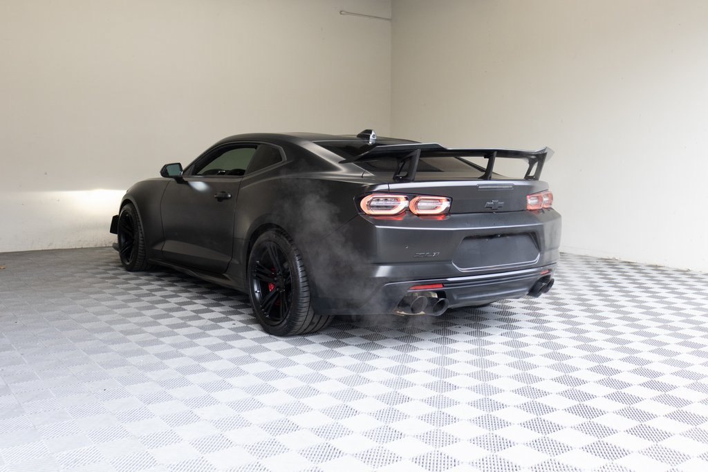 Used 2021 Chevrolet Camaro ZL1 RWD image 18