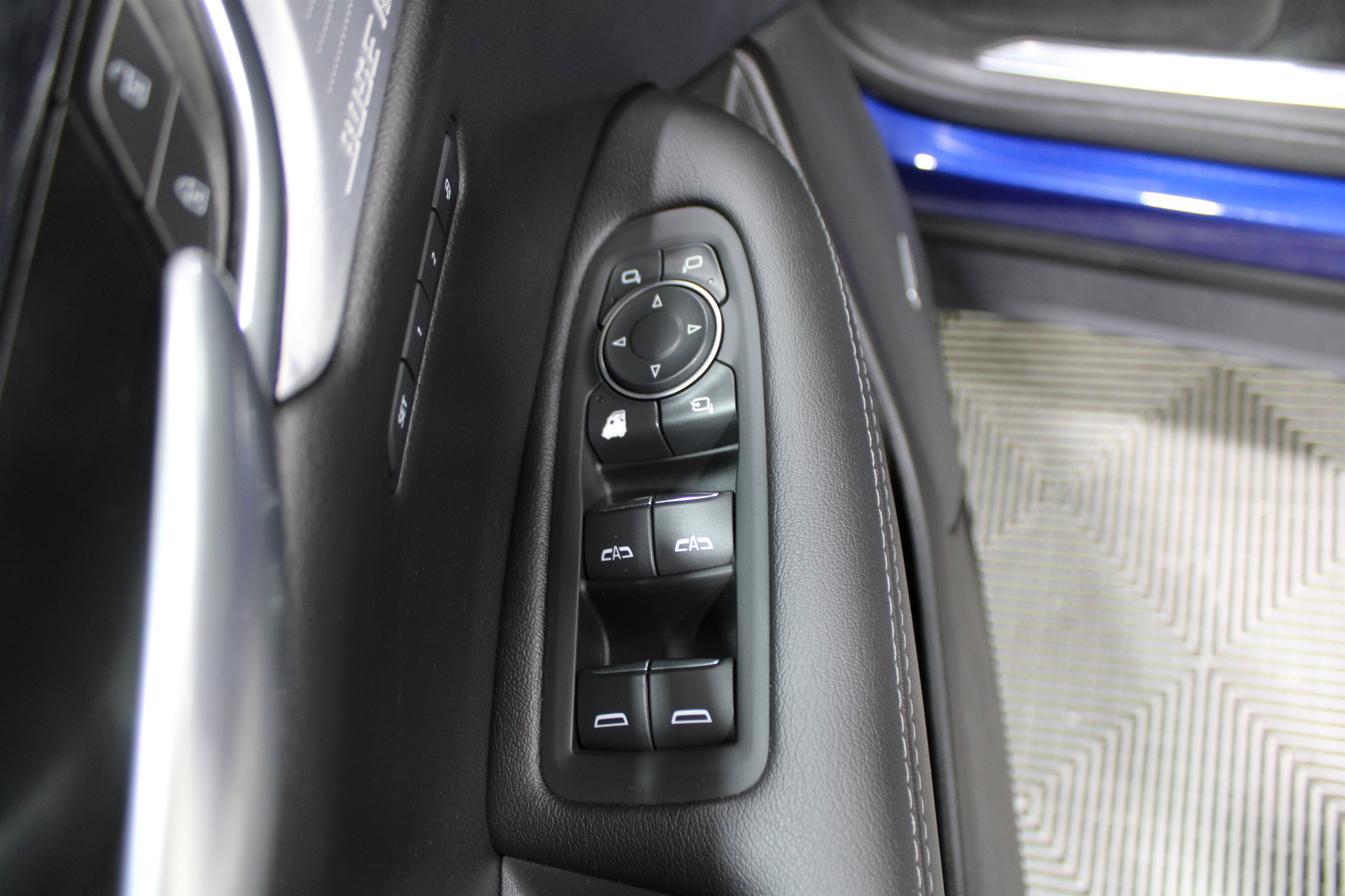 Certified 2023 Cadillac XT5 Premium Luxury image 7