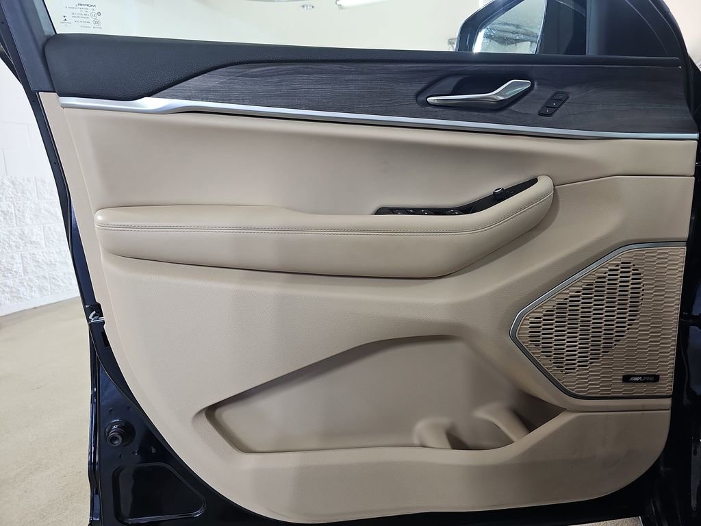 Used 2021 Jeep Grand Cherokee L Limited w/ Luxury Tech Group II image 33