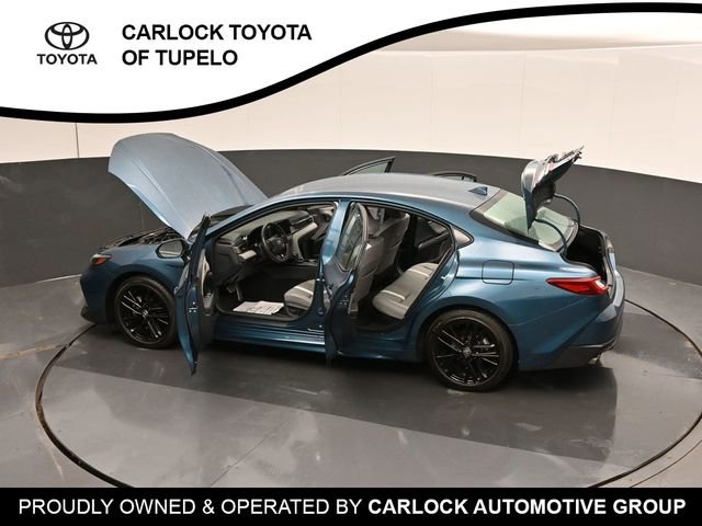 Used 2025 Toyota Camry SE FWD image 59