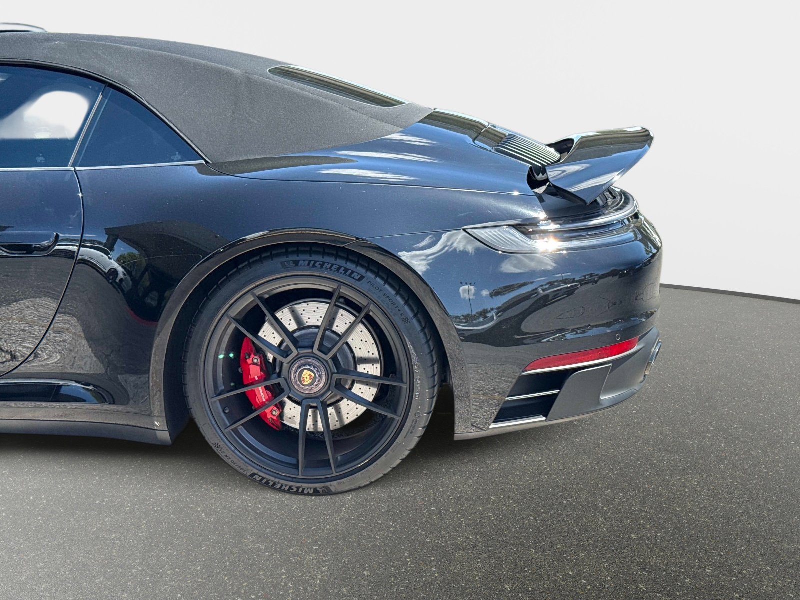 Used 2022 Porsche 911 Carrera GTS image 17