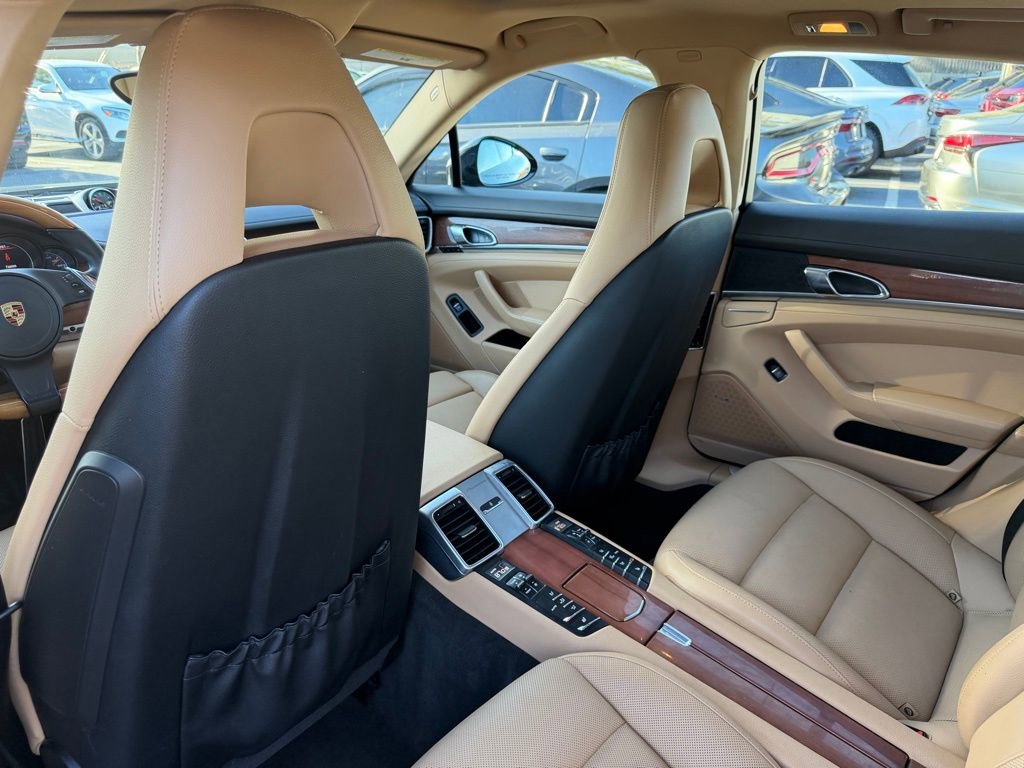 Used 2016 Porsche Panamera 4 image 24