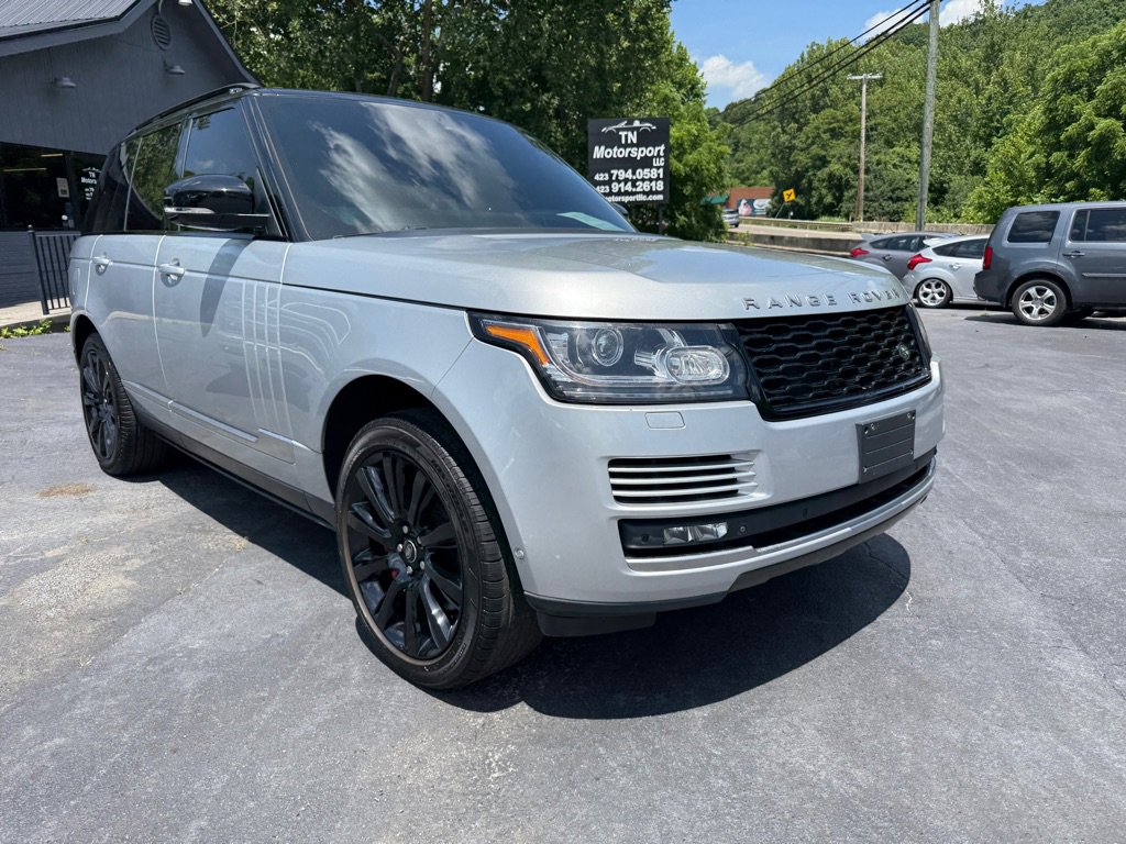Used 2015 Land Rover Range Rover Supercharged image 31
