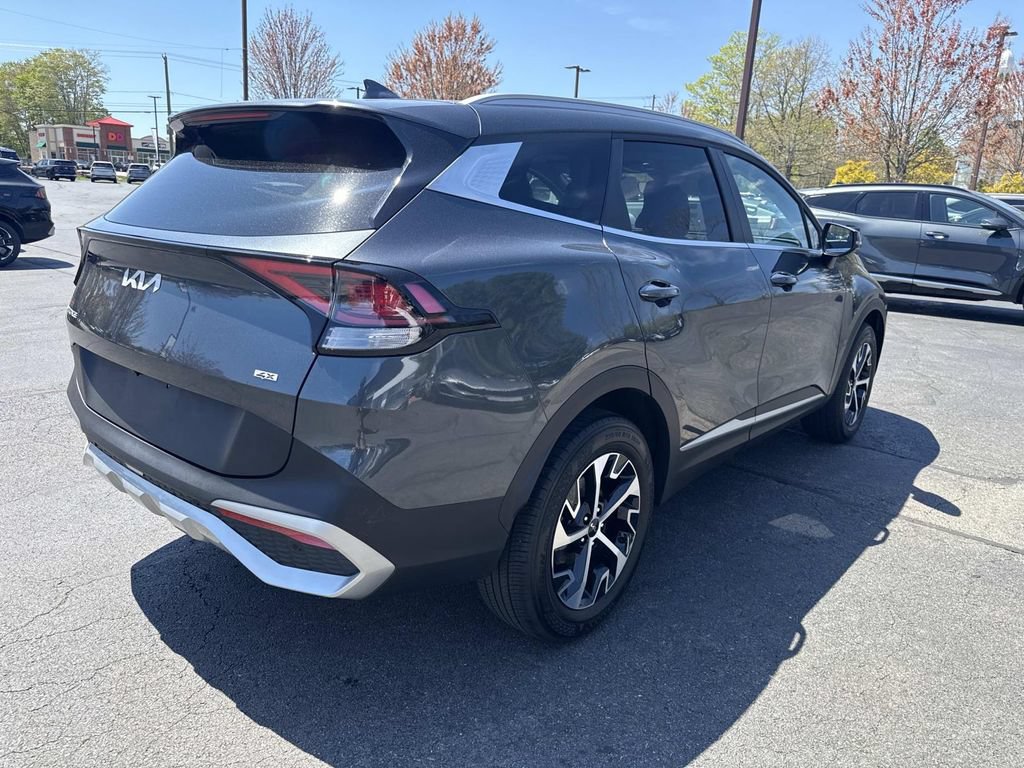 Used 2024 Kia Sportage EX AWD/4WD image 8