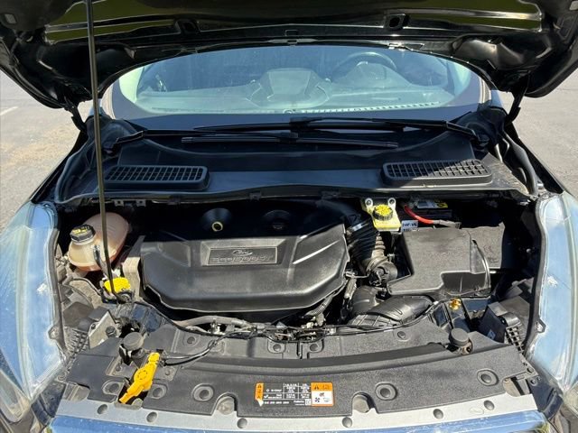 Used 2017 Ford Escape Titanium AWD/4WD image 30