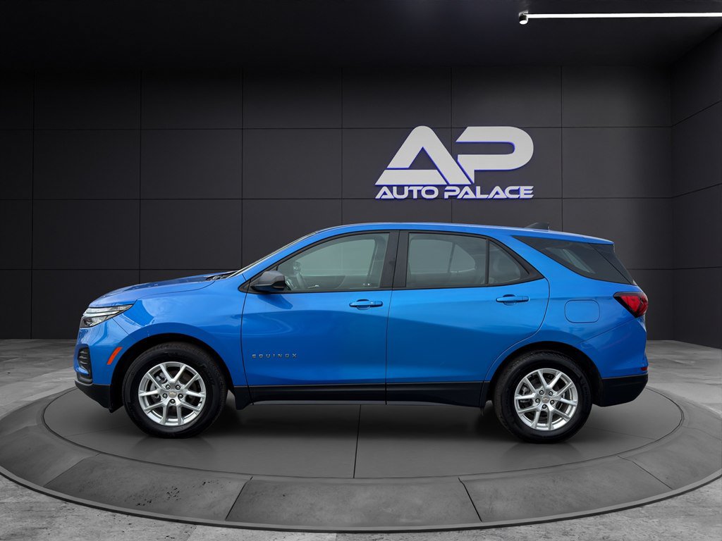Used 2024 Chevrolet Equinox LS w/ Driver Confidence II Package FWD image 7